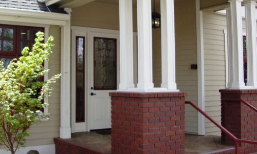Auburn Exterior