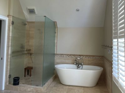 photo of repainted bathroom in roswell ga