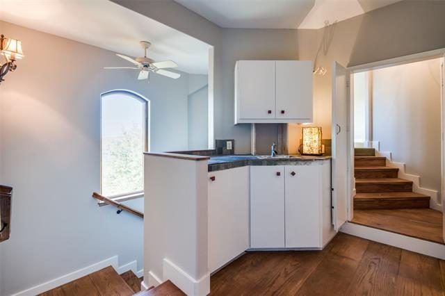 Interior Preview Image 6