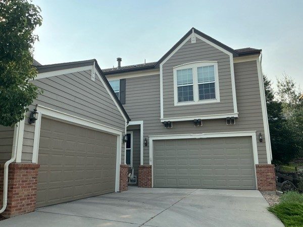 exterior and garage door before repaint Preview Image 9
