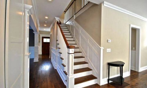 Staircase, trim and panelling perfection