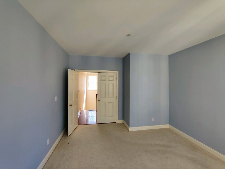 bedroom Preview Image 4
