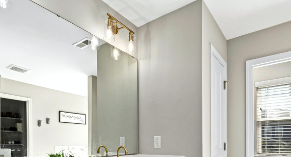 Bathroom Painting