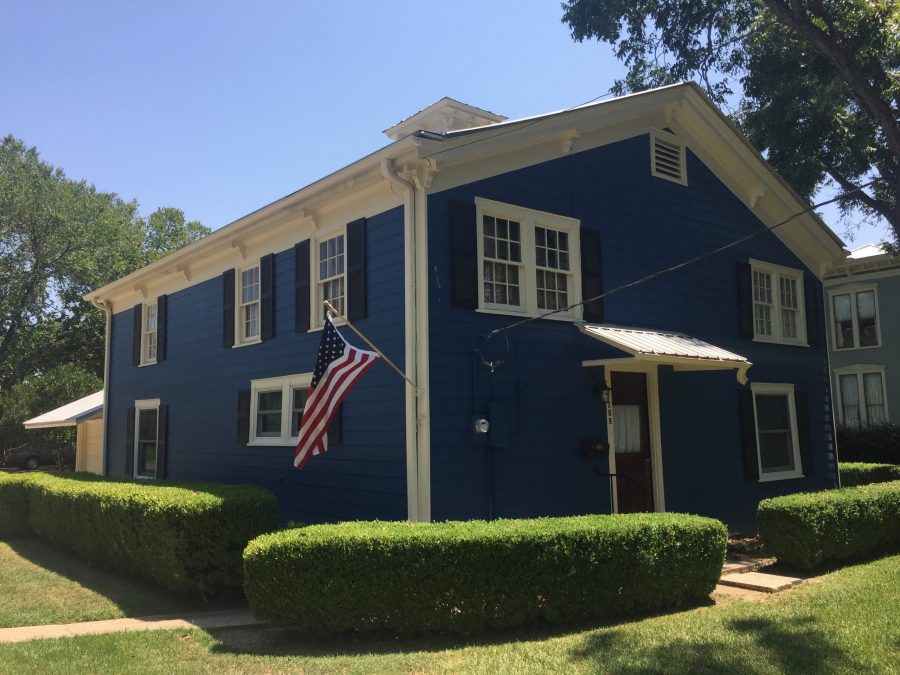 blue home Preview Image 4