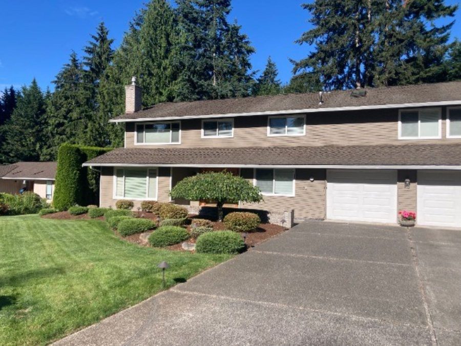 house exterior with beige siding before repaint Preview Image 1