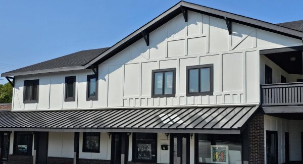 Commercial Painting of Sherwood Forest Shopping Center in Urbandale Iowa