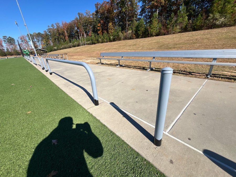 unpainted metal poles Preview Image 4