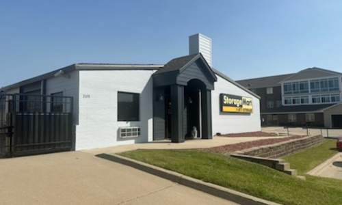 Storage Mart Repainting