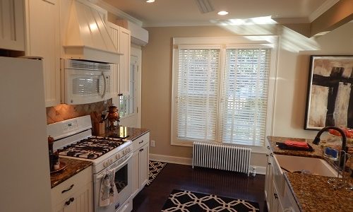 Cabinet Paint Colors for Small Kitchen