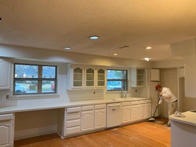 Kitchen Cabinet Makeover